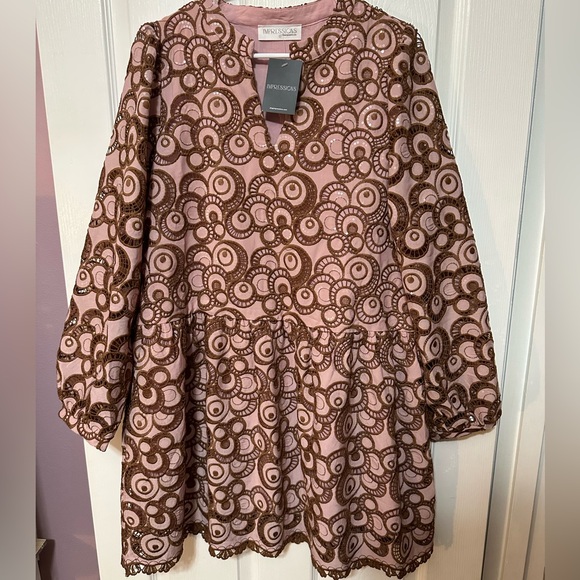 Impressions Dresses & Skirts - IMPRESSIONS Large NWT Fifth Avenue Embroidered Mini Dress Blush With Brown